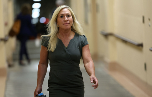 Трамп назвав «божевільною» конгресвумен, яка виступає проти допомоги Україні Трамп назвав «божевільною» конгресвумен, яка виступає проти допомоги Україні